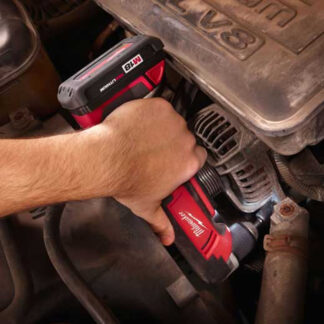 Milwaukee 2615-20 M18 Cordless Right Angle Drill In Use 4