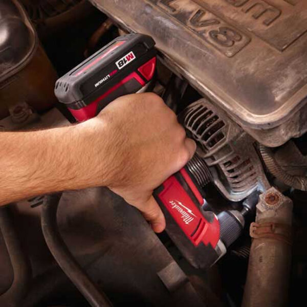 Milwaukee 2615-20 M18 Cordless Right Angle Drill In Use 4