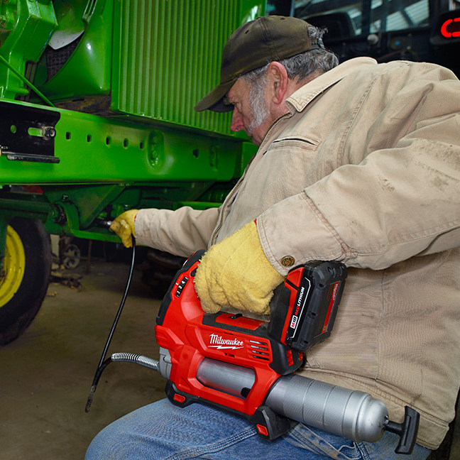 Milwaukee 264621CT M18 Grease Gun Kit BC Fasteners