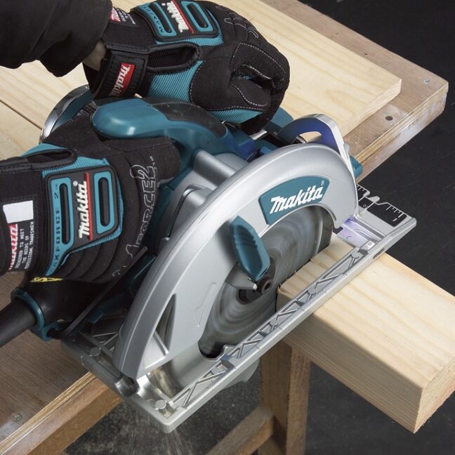 Makita 5007MGA 71/4" Magnesium Circular Saw Electric Brake