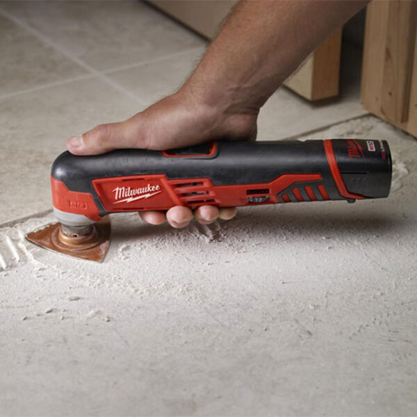 Milwaukee 2426-20 M12 Multi-Tool Floor