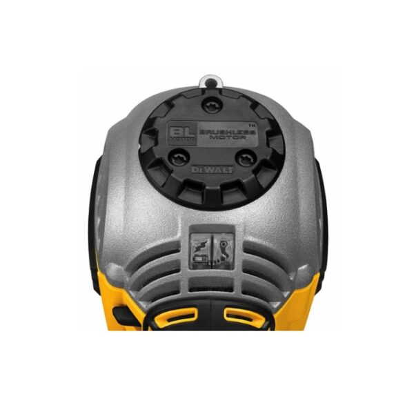 DeWalt DCN692M1 20V MAX XR Dual Speed Framing Nailer Close Up 1