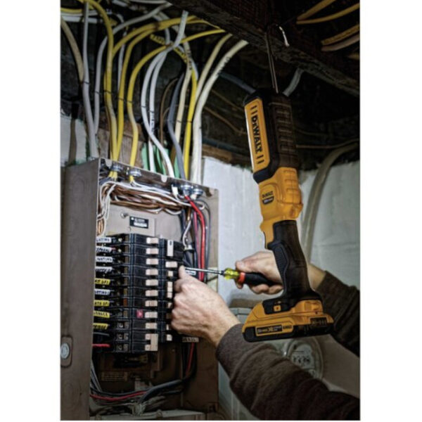 DeWalt DCL050 20V MAX2 DeWalt DCL050 20V MAX LED Hand Held Area Light