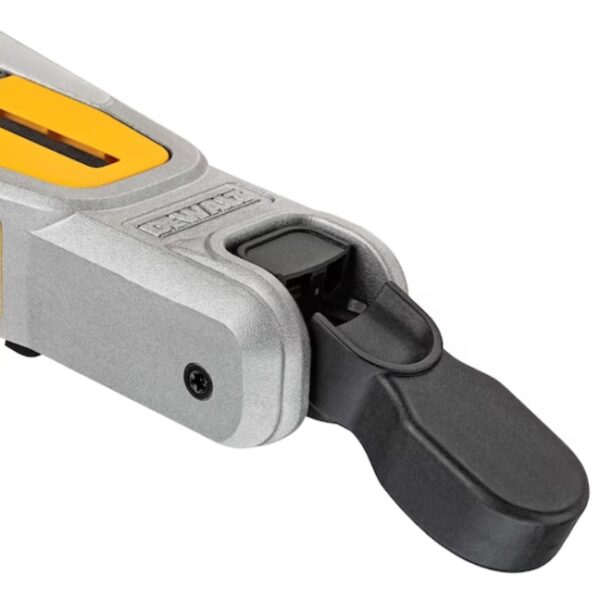 DeWalt DCS361M1 20V MAX 7-1/4" Sliding Mitre Saw Kit