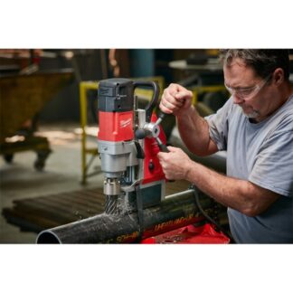 Milwaukee 4272-21 1-5/8" AC Compact Electromagnetic Drill