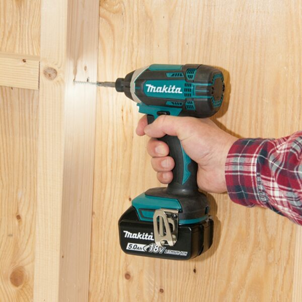 DTD152Z Makita DTD152Z 1/4" 18V Impact Driver