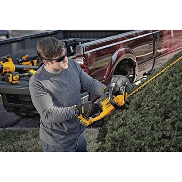 DeWalt DCHT820P1 20V MAX Hedge Trimmer Kit In Use 1