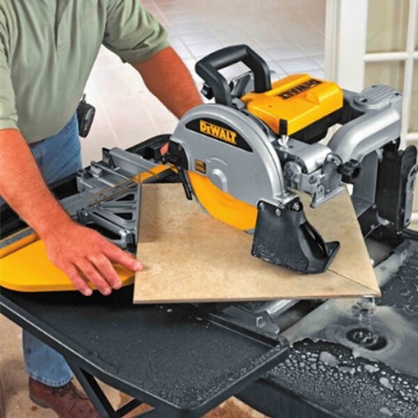 DeWalt D24000 Wet Tile Saw 3