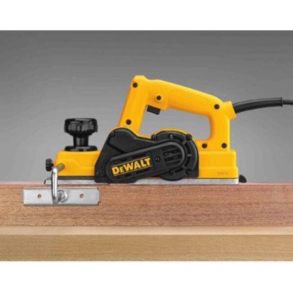 DeWalt D26677K Portable Hand Planer Kit 3