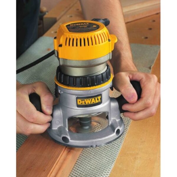 DeWalt DW616 Fixed Base Router 2