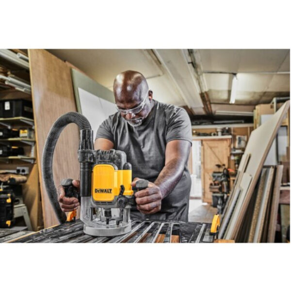 DeWalt DWE625 1/2" Plunge Router