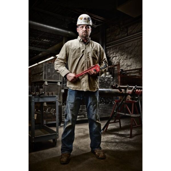 Milwaukee 48-22-7118 18” Steel Pipe Wrench Milwaukee 48-22-7118 18” Steel Pipe Wrench