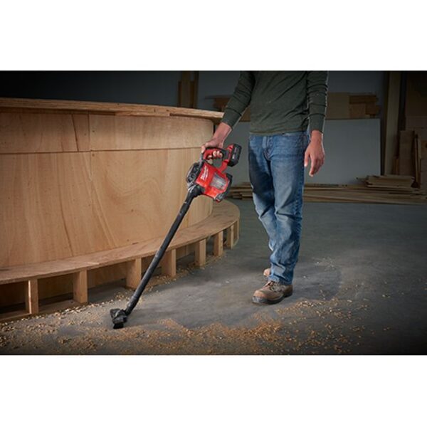 Milwaukee 0882-20 M18 Compact Vacuum In Use 1