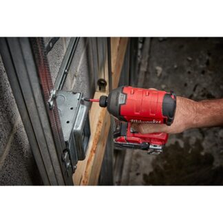 Milwaukee 2760-20 M18 FUEL SURGE Hex Hydraulic Driver In Use 4