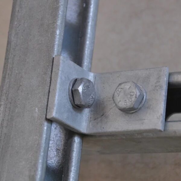 PeakSource S2102 2-Hole Corner Angle Electrogalvanized (EG) Steel (1)