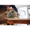 DeWalt DCS570P1 20V Max Brushless Circular Saw Kit 3