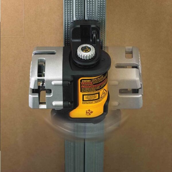 DeWalt DW089K Self-Leveling 3-Beam Line Laser Kit In Use 5