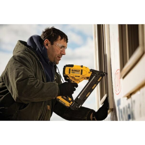 648x648 (2).pdf - 2023-09-06T093504.218 DeWalt DCN650B 20V MAX XR 15GA Angled Finish Nailer - Tool Only