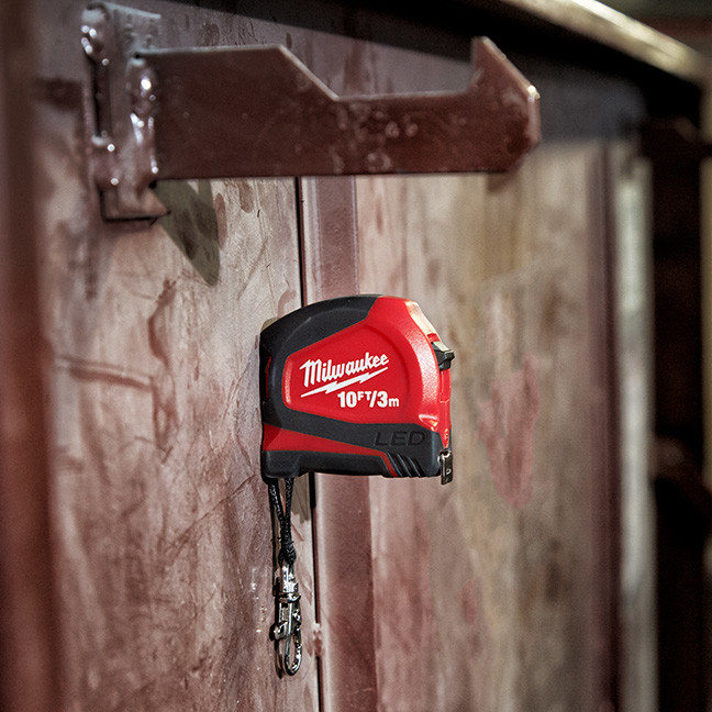 Milwaukee 48226601 10ft/3m Keychain Tape Measure with LED