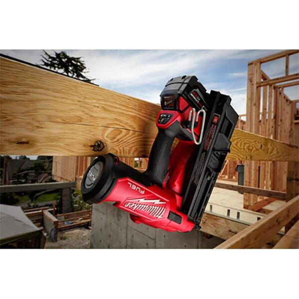 Milwaukee 2745-21 M18 FUEL 30º Framing Nailer Kit