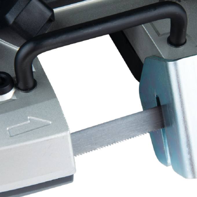 Makita DPB184ZB 18V LXT 2" Brushless Sub-Compact Bandsaw