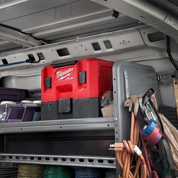 Milwaukee 0960-20 M12 FUEL 1.6 Gallon Wet Dry Vacuum 6 Milwaukee 0960-20 M12 FUEL 1.6 Gallon Wet/Dry Vacuum - Tool Only