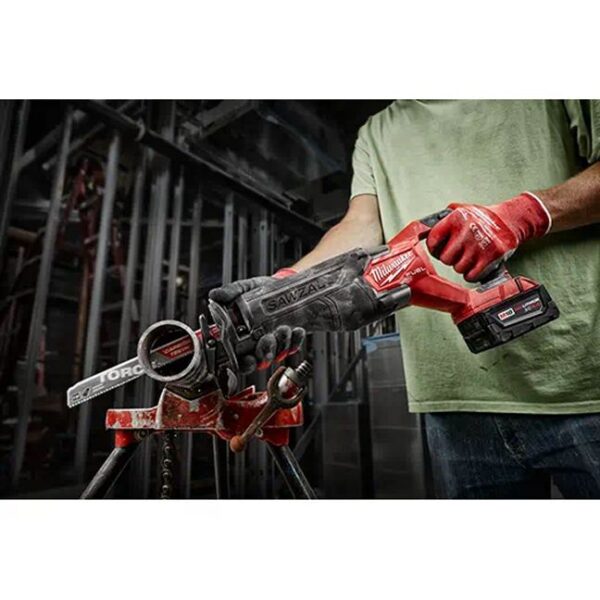 Milwaukee 2821-21F M18 FUEL SAWZALL Reciprocating Saw Kit with FORGE 6.0AH Battery