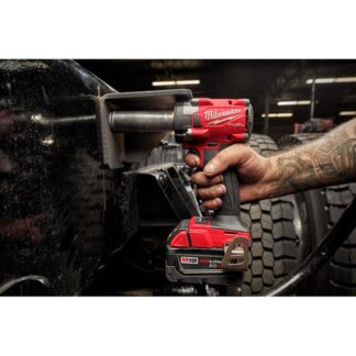 Milwaukee 2855P-22 M18 FUEL 1/2" Compact Impact Wrench Kit with Pin Detent