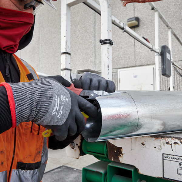 Milwaukee Cut Resistant Winter Dipped Gloves