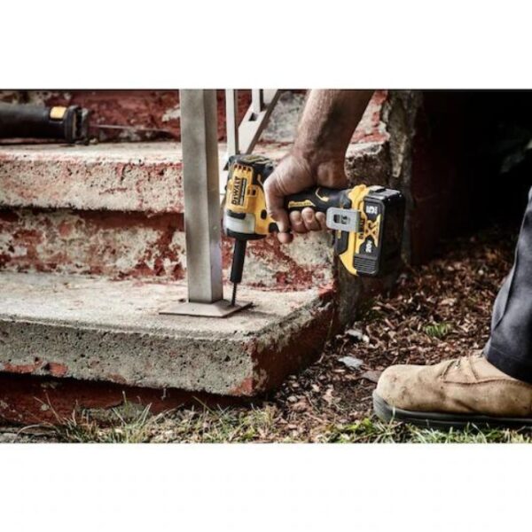 DeWalt DCF911B 20V MAX 1/2" Drive Variable Speed Impact Wrench with Hog Ring Anvil - Tool Only