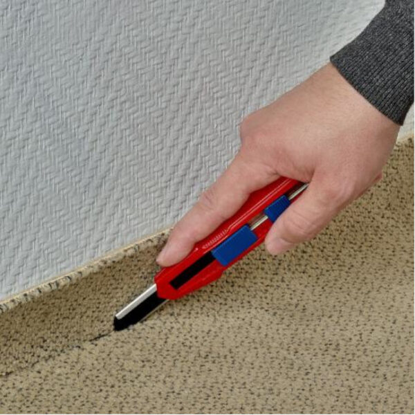 Knipex 9010165BKA 6-1/2" CutiX Universal Snap Knife