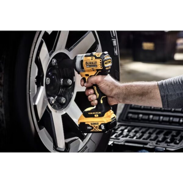 DeWalt DCF913P2 20V MAX ATOMIC 3/8" Drive Impact Wrench with Hog Ring Anvil Kit