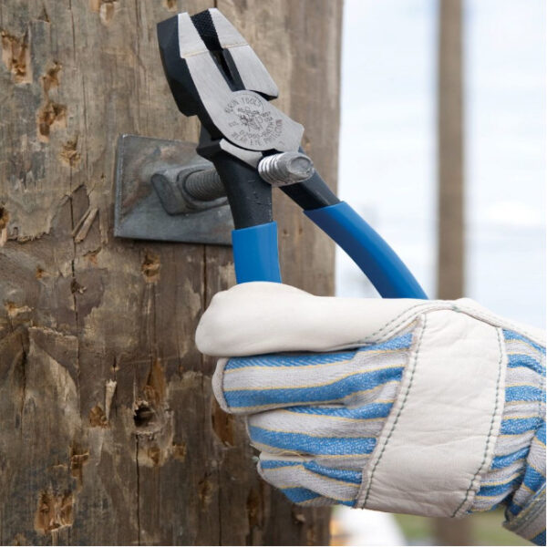 Klein D2000-9NETH 9" Lineman's Bolt-Thread Holding Pliers with New England Nose