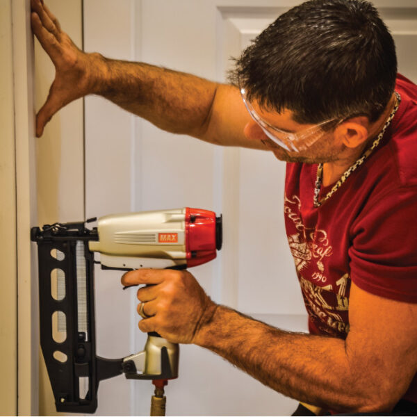 Max Tools NF565A/16 16ga Straight Finish Nailer up to 2-1/2"