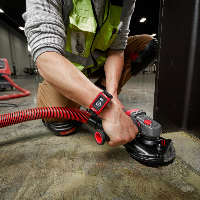 Milwaukee 095020 Wireless Dust Control Adapter and Remote Kit