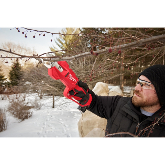 New Milwaukee M12 Pruning Shears Make Outdoor Work a Breeze! – Ohio Power Tool