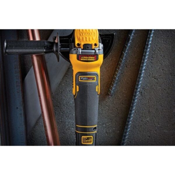 DeWalt DCG416VSB 20V MAX FLEXVOLT ADVANTAGE 4.5"-5" Variable Speed Grinder-Tool Only DeWalt DCG416VSB 20V MAX FLEXVOLT ADVANTAGE 4.5"-5" Variable Speed Grinder-Tool Only