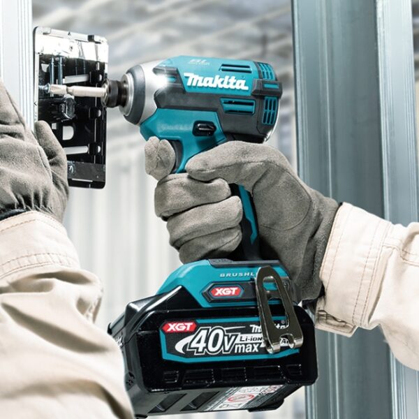 Makita TD003GZ 40V MAX XGT 1/4" Brushless Impact Driver with XPT-Tool Only