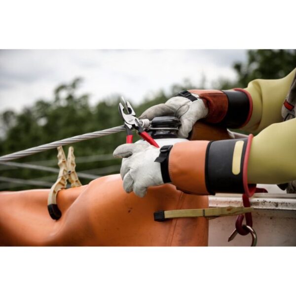 Milwaukee MT500T USA Made 9" Lineman's Dipped Grip Pliers with Thread Cleaner