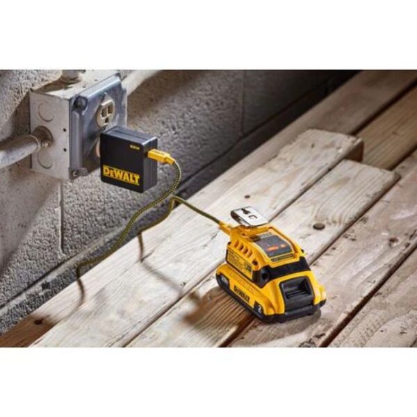 DeWalt DCB094K USB Charging Kit DeWalt DCB094K USB Charging Kit
