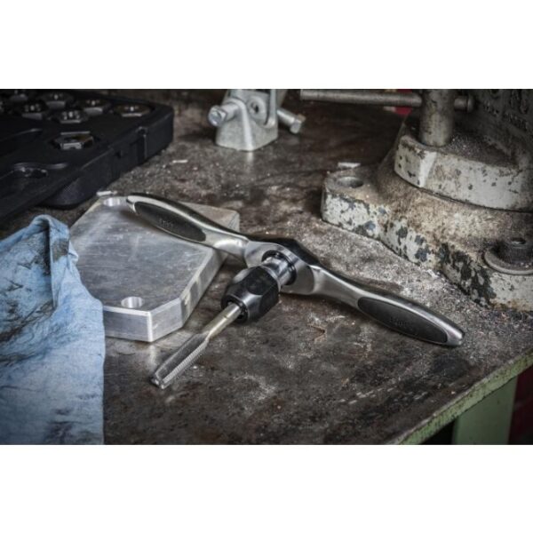 GearWrench 82800 Large Ratcheting T-Wrench - 9/16" to 3/4" (14mm to 18mm)