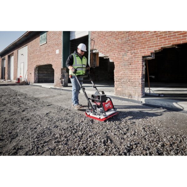 Milwaukee MXF220-2HD MX FUEL 20" Plate Compactor Kit