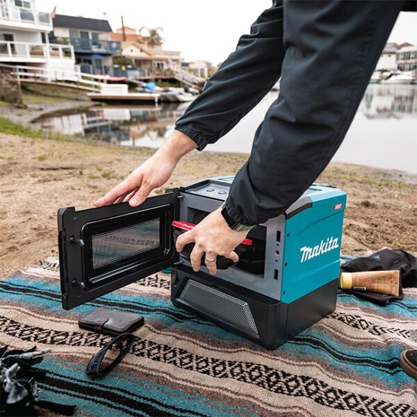 648x648 (2).pdf - 2023-09-06T142919.492 Makita MW001GZ 40V MAX XGT Microwave Oven - Tool Only