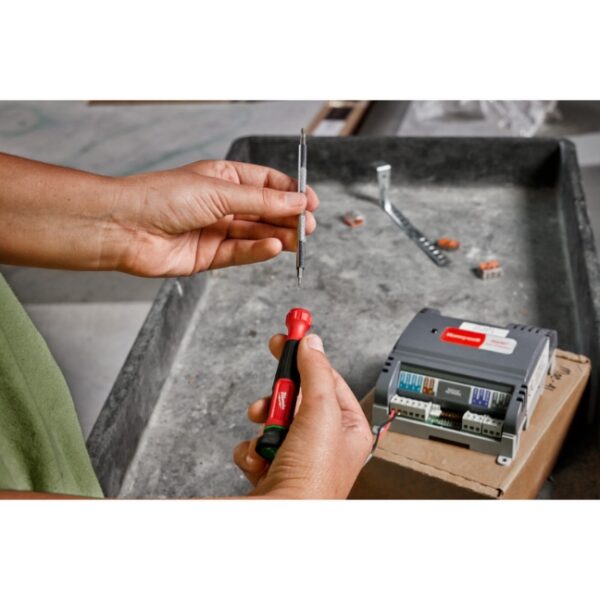 Milwaukee 48-22-2931 4-in-1 TORX Security Precision Multi-Bit Screwdriver Milwaukee 48-22-2931 4-in-1 TORX Security Precision Multi-Bit Screwdriver