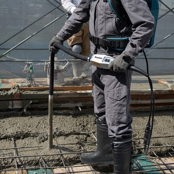 Copy of 648x648 (2).pdf - 2023-10-04T154221.066 Makita VR004CZ 36V CONNECTX Cordless 2" x 9.8ft Concrete Vibrator - Tool Only