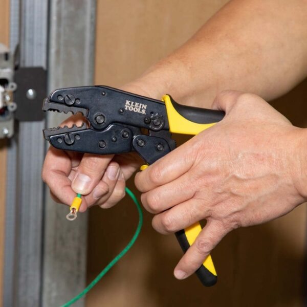 Klein VDV200-010 Crimp Die Set for RG58/RG59, RG62, RG174, FO