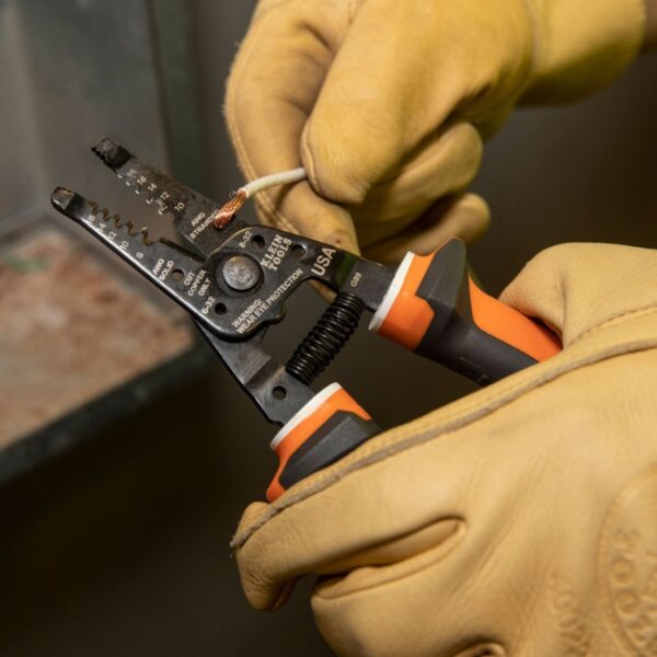 Klein 11054EINS Insulated Wire StripperCutter (3) Klein 11054EINS Klein-Kurve Insulated Wire Stripper/Cutter