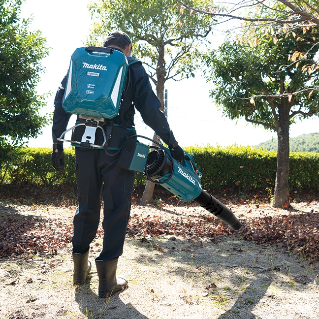 Makita PDC1500A01 CONNEXTX 1,500Wh Portable Backpack Power Supply BC