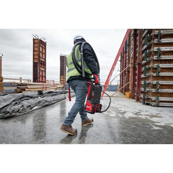 Milwaukee MXF372-2XC MX FUEL High Cycle Concrete Vibrator Kit