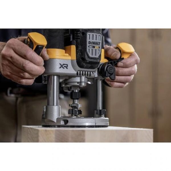 DeWalt DCW620B 20V MAX XR 2-1/4 HP Plunge Router - Tool Only